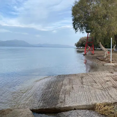 Cosy Spot Near The Beach Only 45 Min From Athens Dhílesi Esterno foto