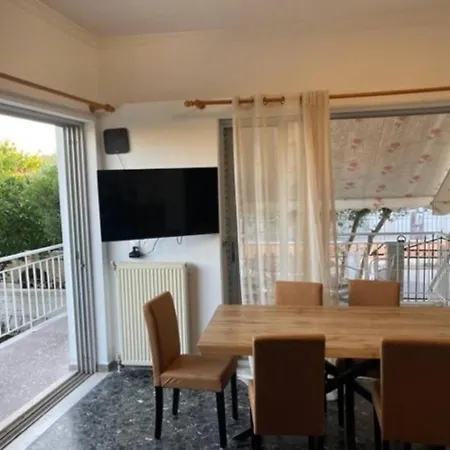 Cosy Spot Near The Beach Only 45 Min From Athens Dhílesi Esterno foto