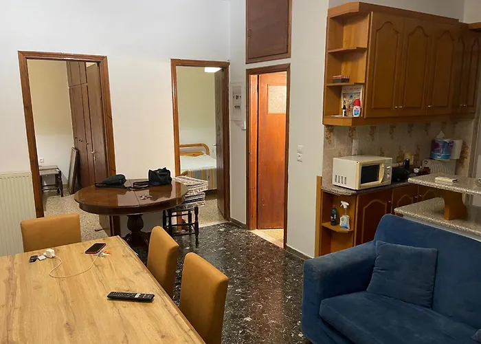 Cosy Spot Near The Beach Only 45 Min From Athens
