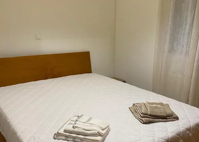 Cosy Spot Near The Beach Only 45 Min From Athens